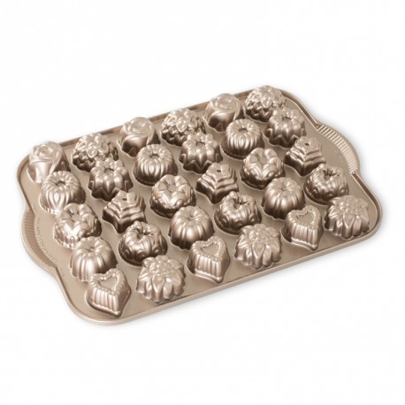 plaque de 30 mini bundt assortis toffee